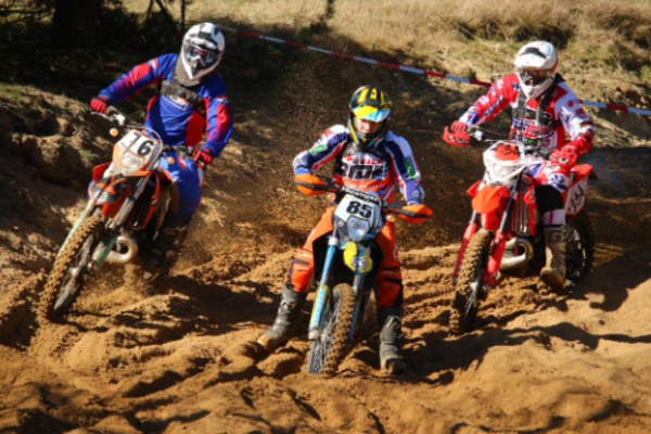 Melhores Capacetes Off-Road de 2026 | Análise Completa